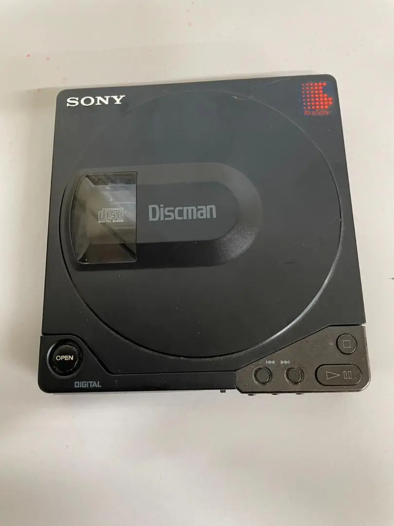 SONY Discman ポータブルCDプレーヤーD-150 希少 SONY Discman D-150 元箱付き ソニー ポータブルCDプレーヤー