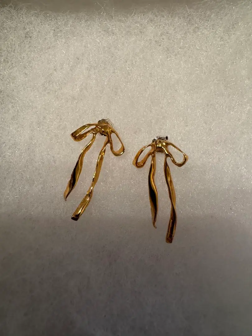 【美品】Pluie マリポサ ディア ピアス 925 Silver 三苫愛愛用 美品】Pluie マリポサ ディア ピアス 925 Silver 三苫愛愛用