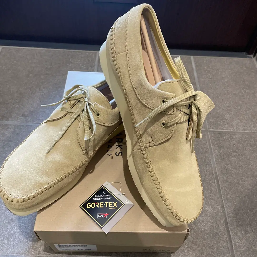 クラークス　GORE-TEX スエード　WeaverGTX 紐靴 タグ付き CLARKS/クラークス】から新型のGORE-TEXシリーズをご提案したい
