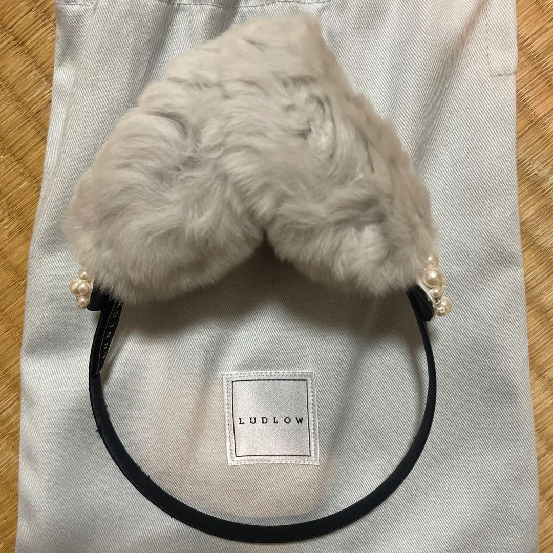 LUDLOW   ラドロー ビジューリアルファー イヤーマフラー LUDLOW ラドロー ビジューリアルファー イヤーマフラー