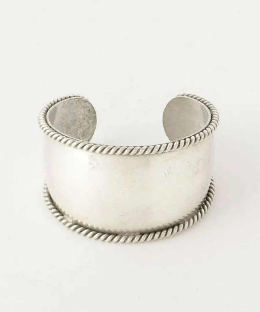 【新品未使用】soierie ソワリー　バングル Twist bangle | Soierie Online Store