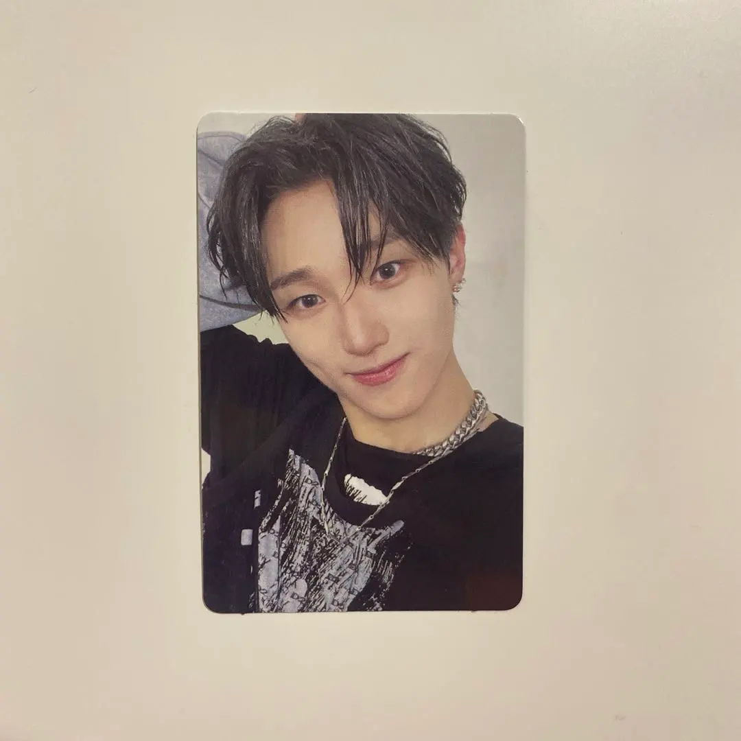 Thumbnail of ATBO Junseok photocard monochrome album
