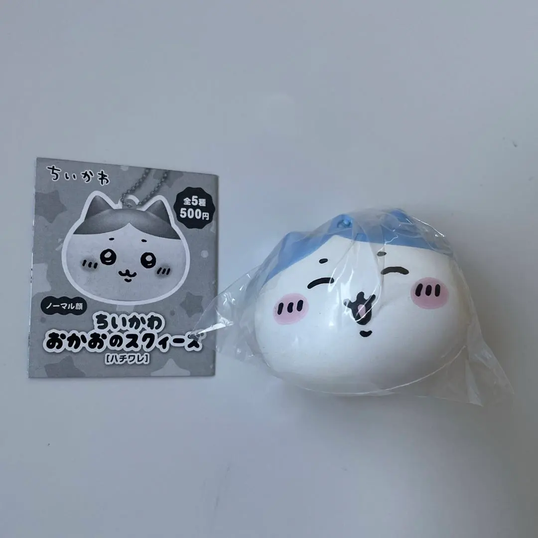 Thumbnail of Chikawa Face Squeeze Hachiware