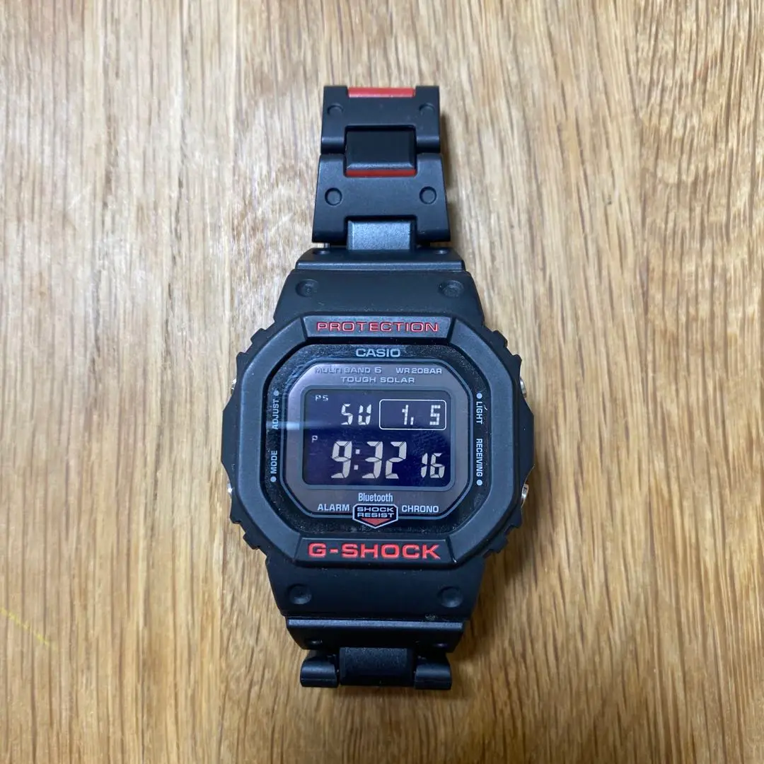 M917 良品 稼働品 G-SHOCK 腕時計 GW-B5600HR-1JF M917 良品 稼働品 G-SHOCK 腕時計 GW-B5600HR-1JF