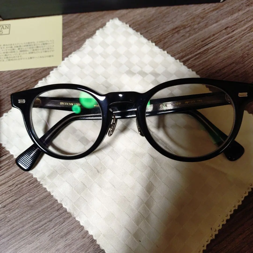 【極美品】正規品EYEVAN7285 341 ブラック 純正ブルーガラスレンズ 極美品】正規品EYEVAN7285 341 ブラック 純正ブルーガラスレンズ