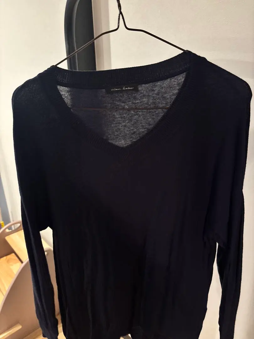 Thumbnail of atmos Le Mieux Navy V-Neck Long Sleeve Knit