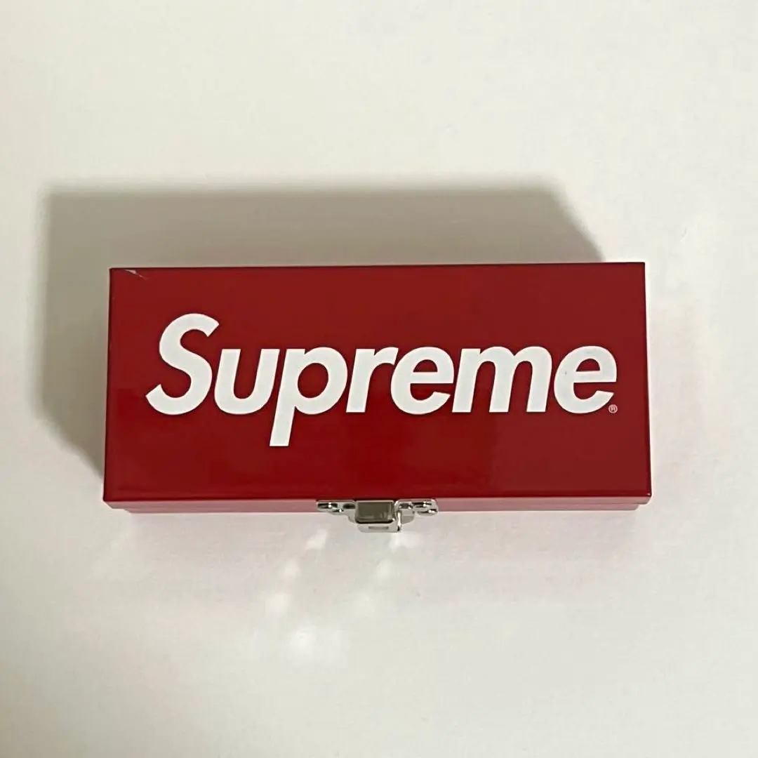 2025年最新】supreme metal boxの人気アイテム - メルカリ