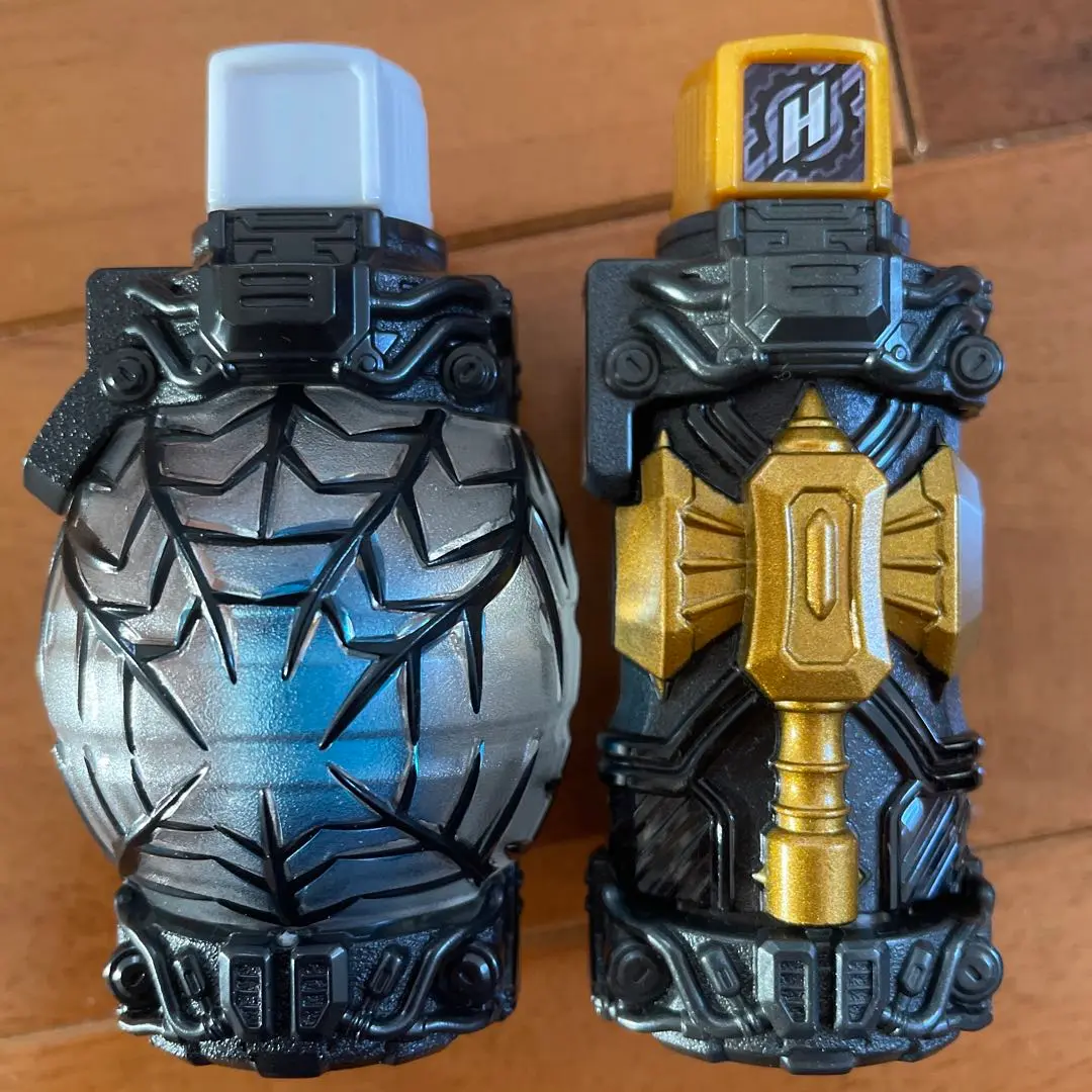 【仮面ライダービルド】ロストボトル　スマッシュボトルコンプリートセット Contains ingredients for 10 Smashes! Premium Bandai