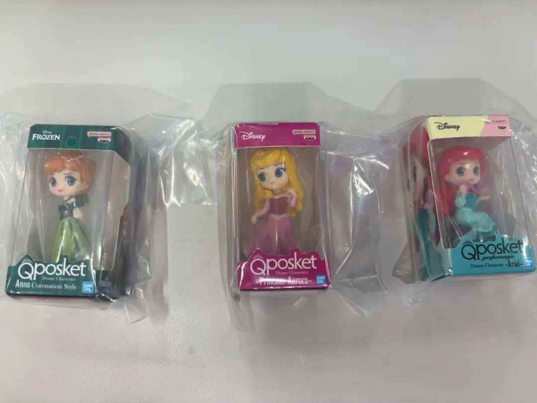 Thumbnail of Capsule Toy Miniature Collection 3: [Anna, Aurora, Ariel]