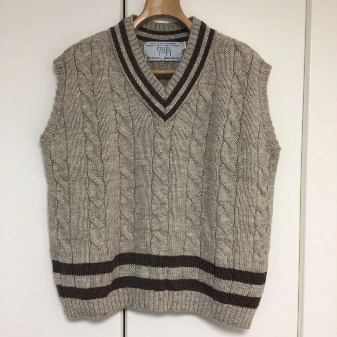 Spick and span オールドダービー チルデンベスト ベージュ Spick and span オールドダービー チルデンベスト ベージュ