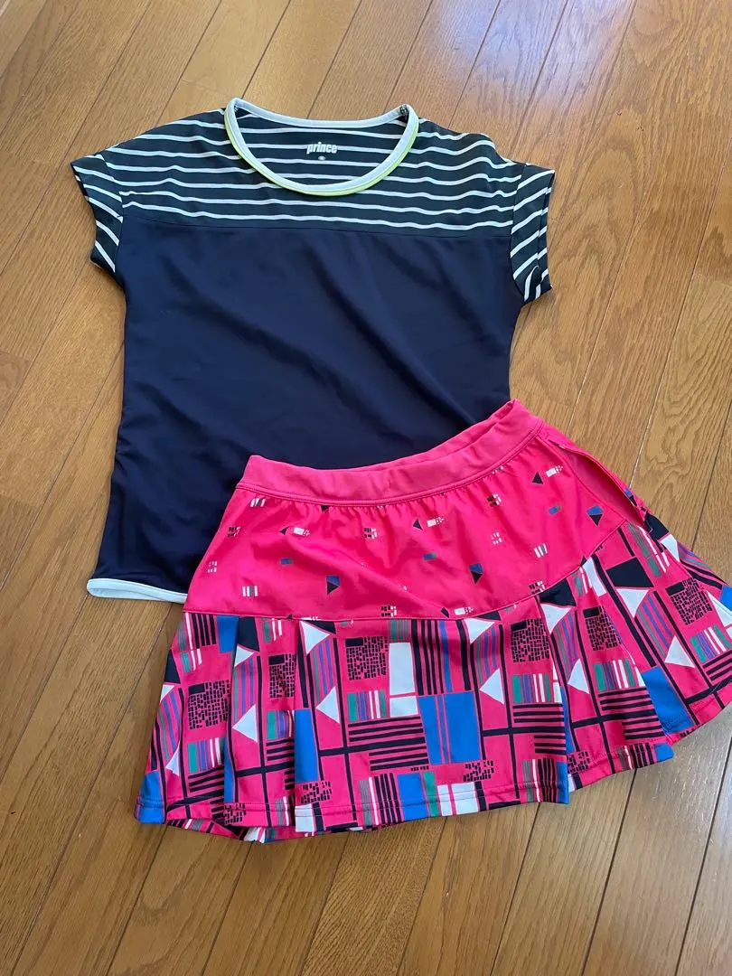 Thumbnail of Tennis wear, skort, Babolat, Prince, top and bottom set, coordinated outfit, size M equivalent