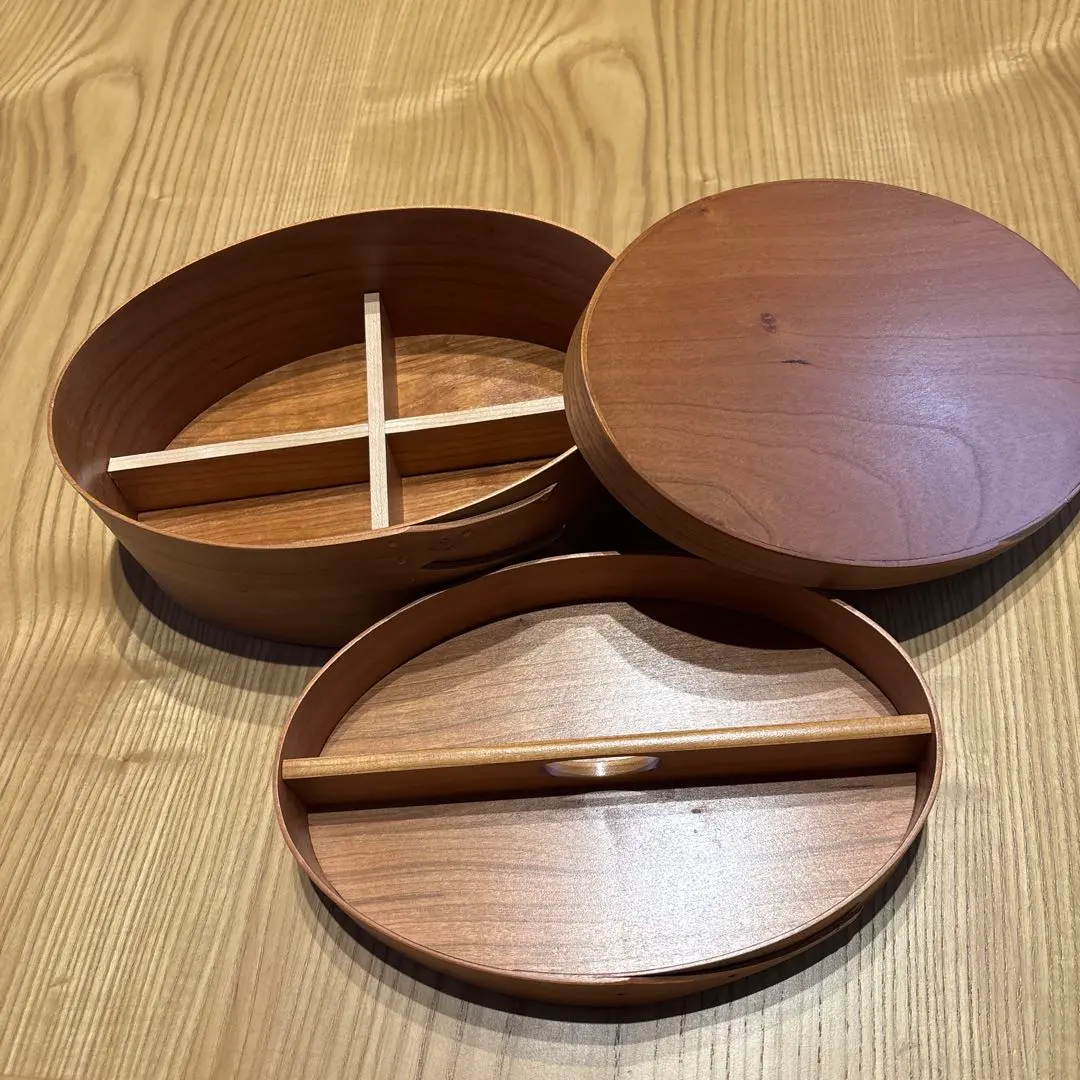 Thumbnail of Shaker box sewing box