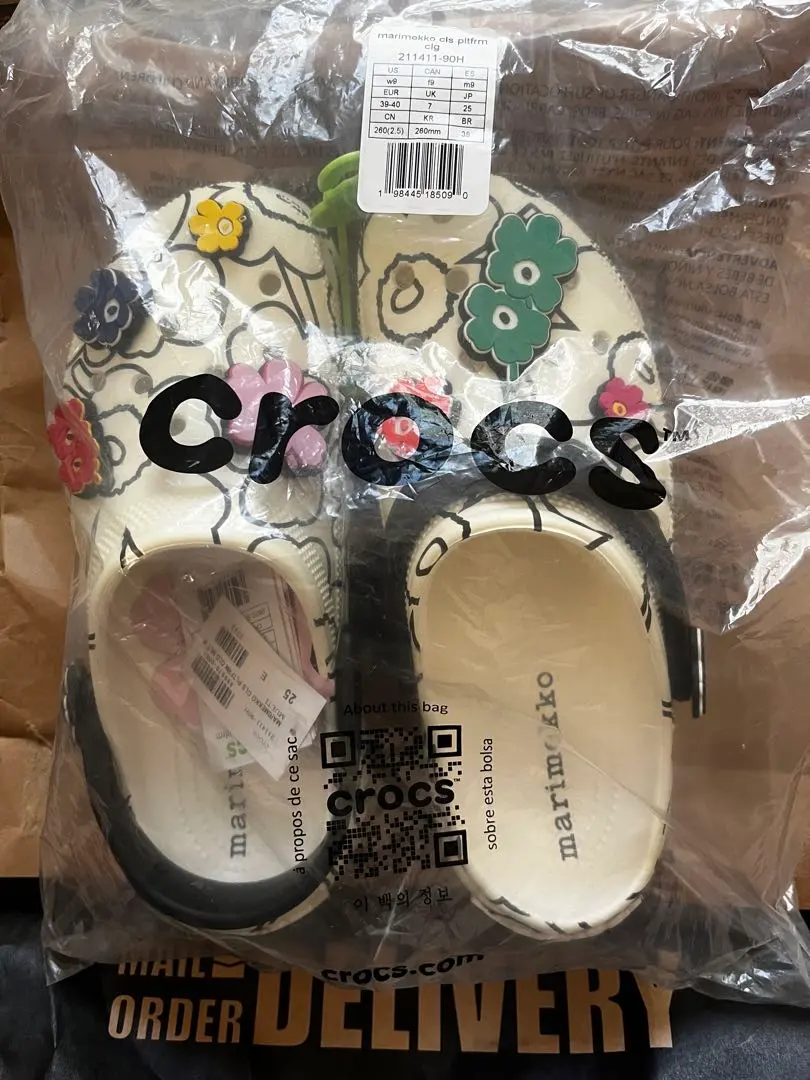 marimekko クロックス コラボ 厚底サンダル　W7 23cm 未使用 marimekko クロックス コラボ 厚底サンダル W7 23cm 未使用