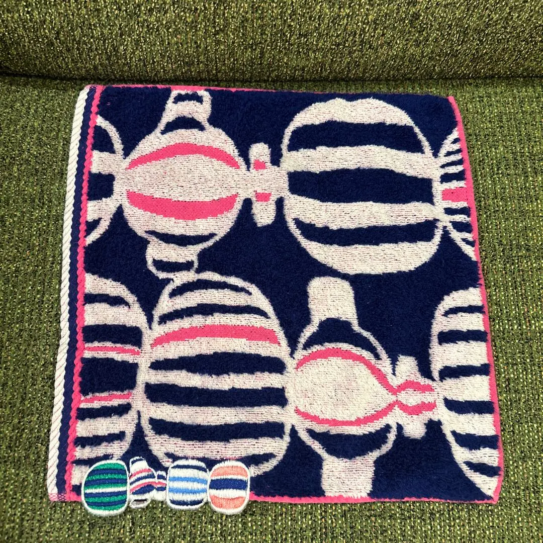 薇薇安·魏斯伍德 毛巾手帕 的縮圖