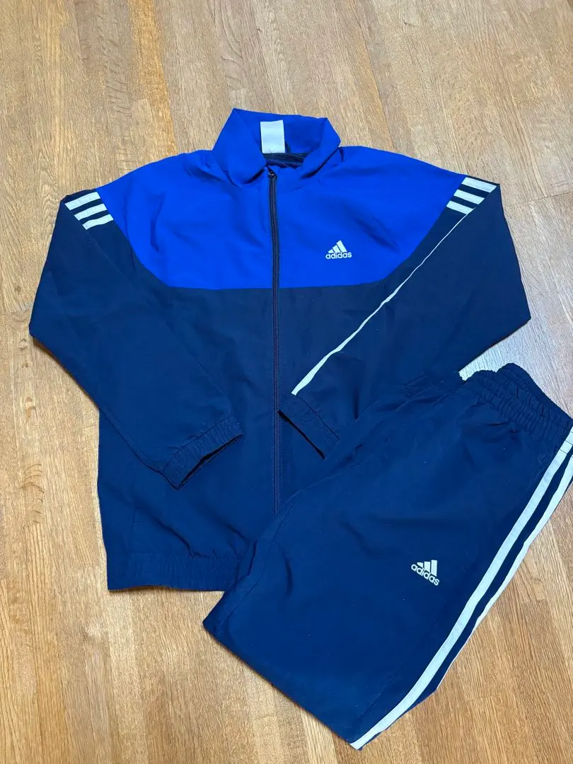 Thumbnail of Adidas tracksuit set, windbreaker, 150cm