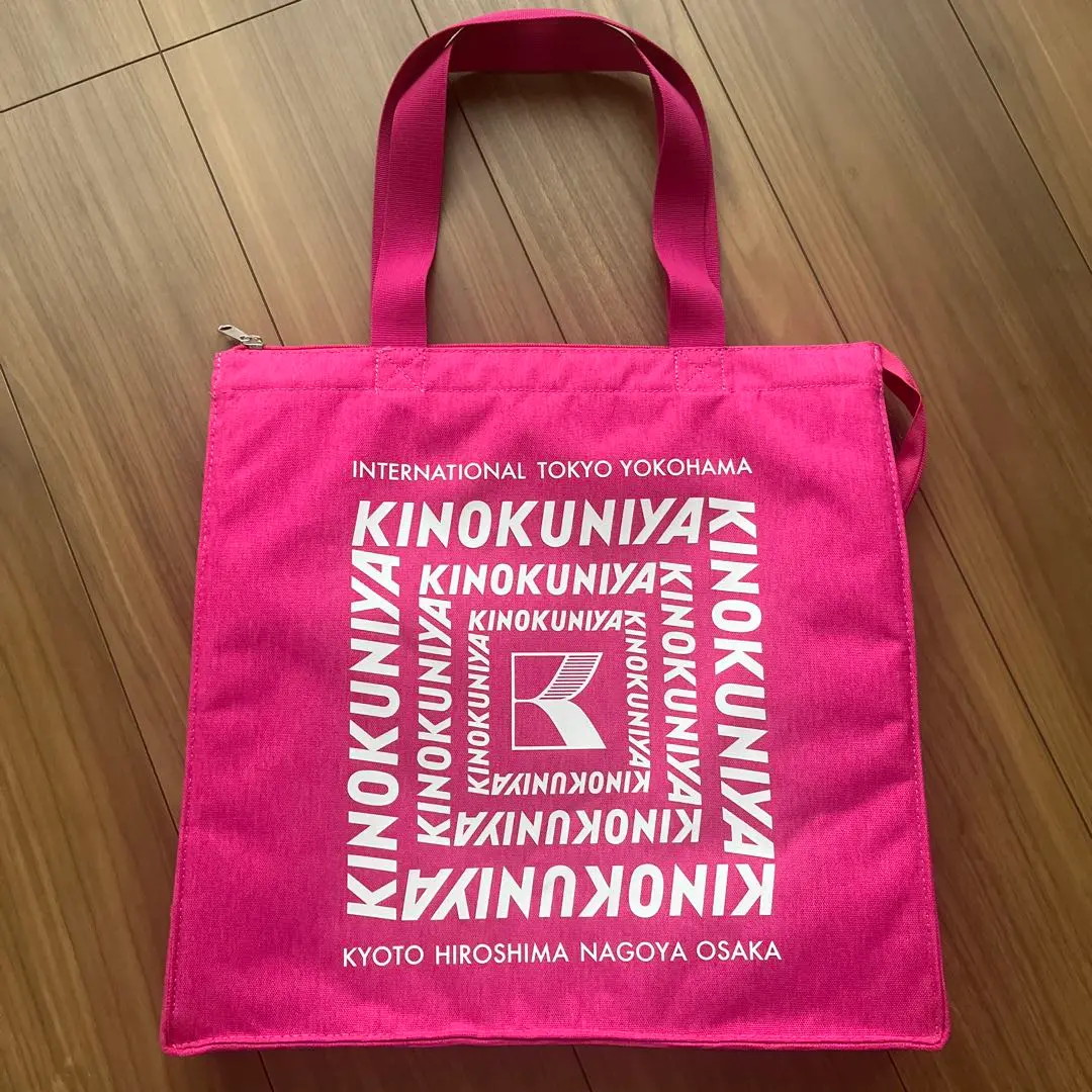 紀伊國屋KINOKUNIYA さくらパンダ 保冷バッグ グリーン Amazon.co.jp: 紀ノ国屋 さくらパンダ 保冷バッグ 紀伊國屋大丸