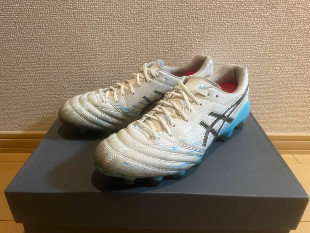 サッカースパイク アシックス DSLight XFly5limited 25.5 DS LIGHT X-FLY 5 LIMITED | WHITE/PINK GLO | メンズ サッカー