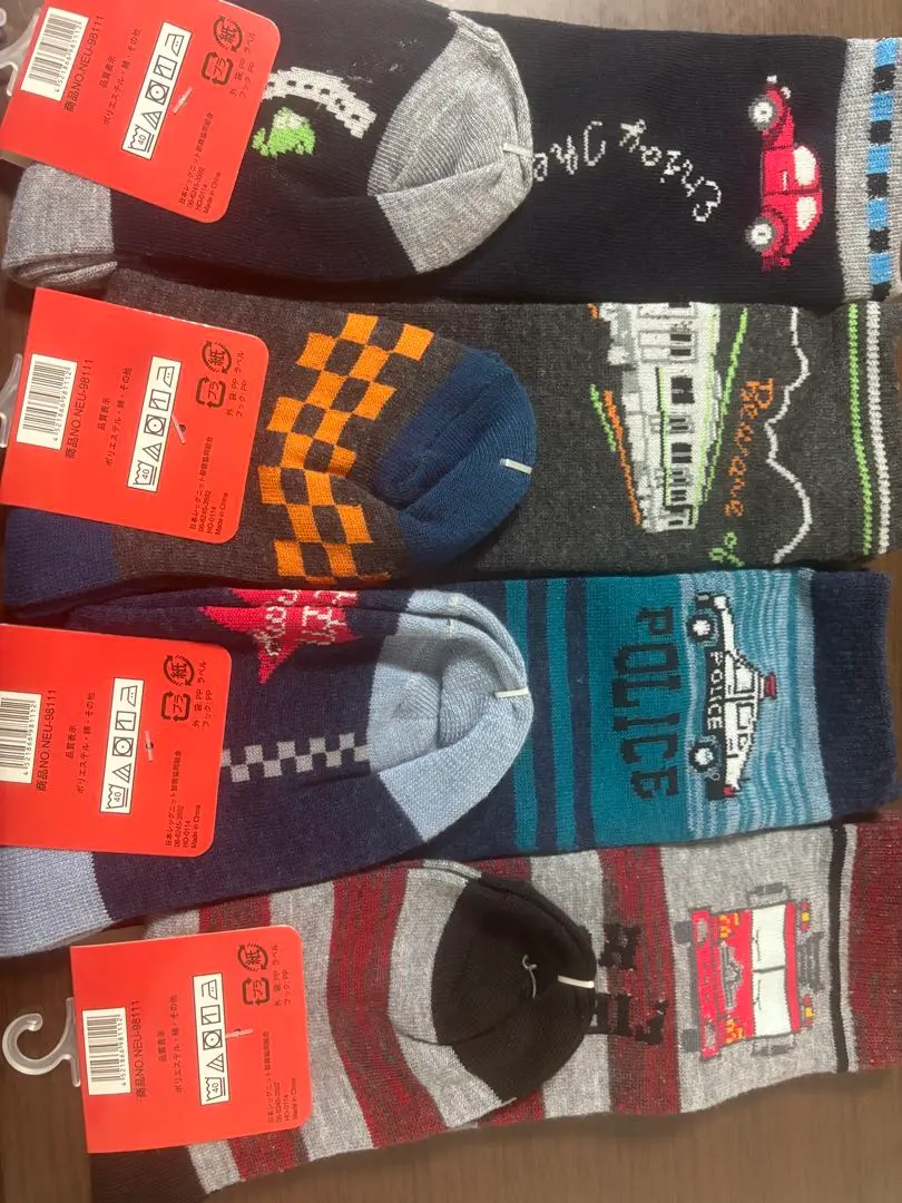 全新 兒童襪子 4雙組 15-19cm 的縮圖