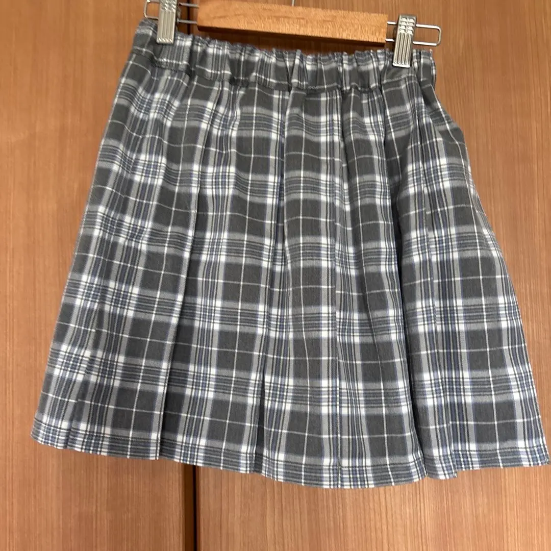 Thumbnail of Pleated skirt