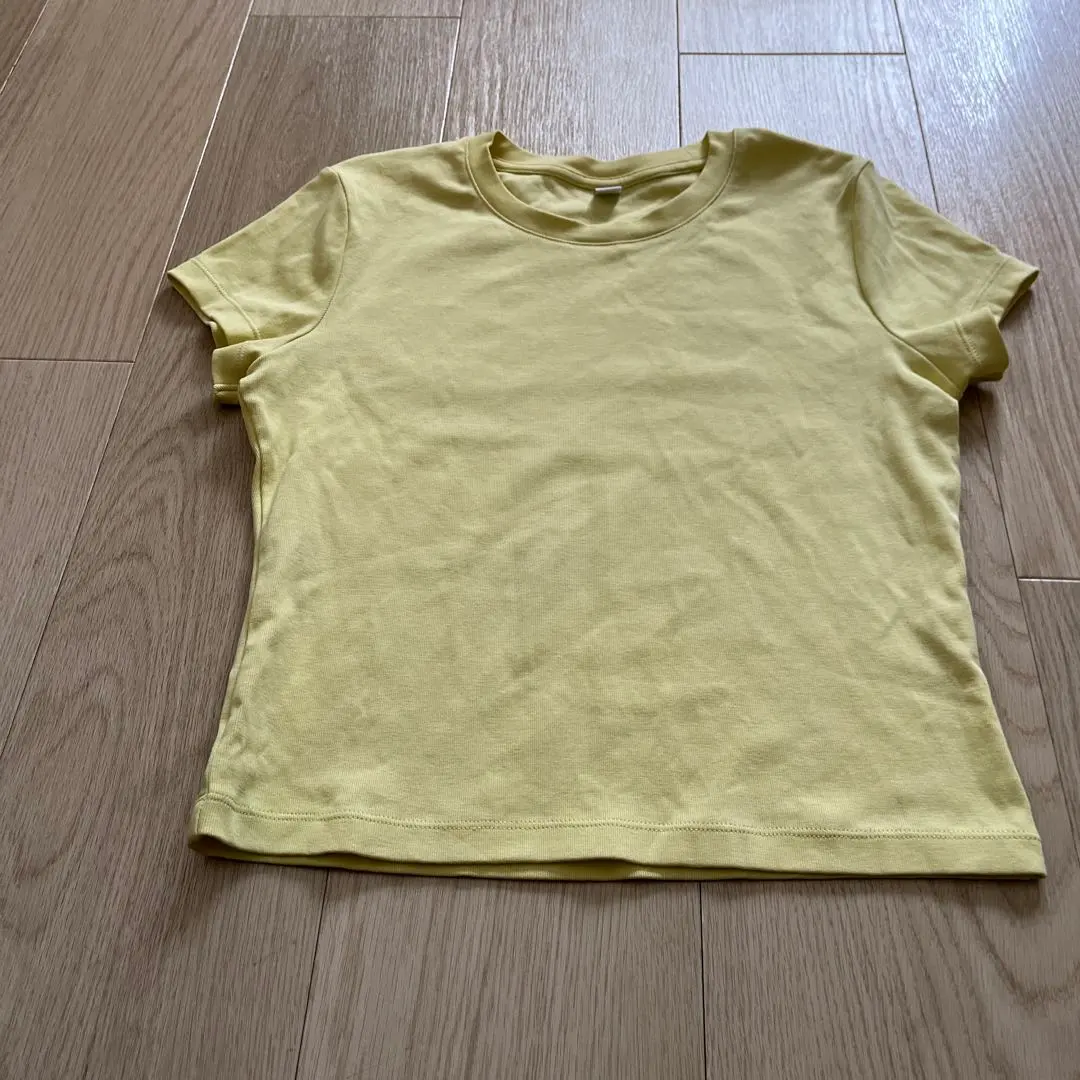 Thumbnail of UNIQLO Mini T-shirt, Yellow, M