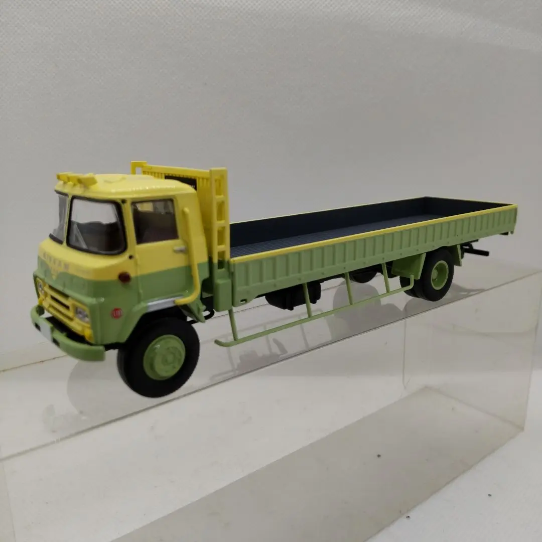 トミカ リミテッドヴィンテージ 日産ディーゼル サングレイト