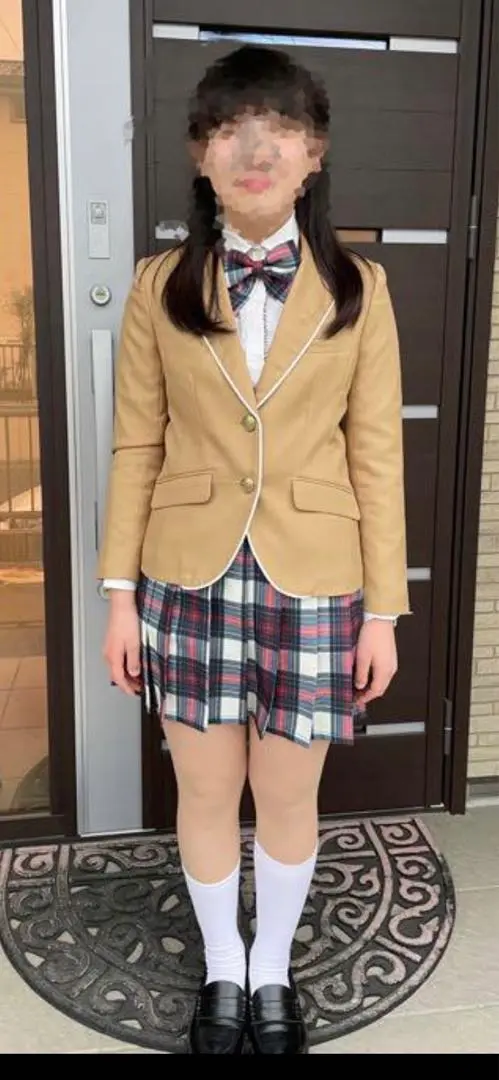 値下げ交渉可　レピピアルマリオ　小学校　卒業式　フォーマル　卒服　赤　フリフリ レピピアルマリオ卒服2025！人気のセーラージャケットに韓国