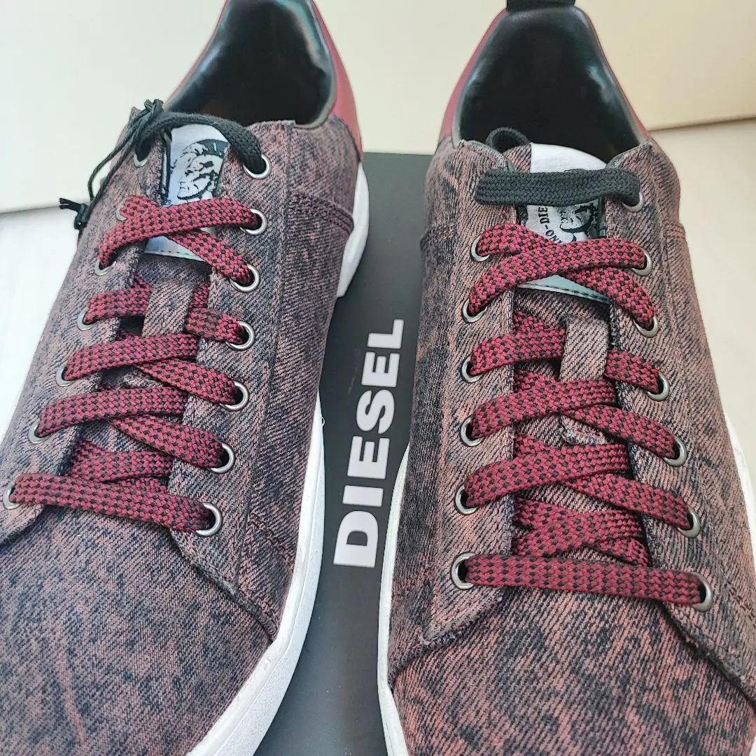 新作 28cm 新品未使用 DIESEL ロー S-CLEVER LOW 箱付き 新作 28cm 新品未使用 DIESEL ロー S-CLEVER LOW 箱付き - 靴最