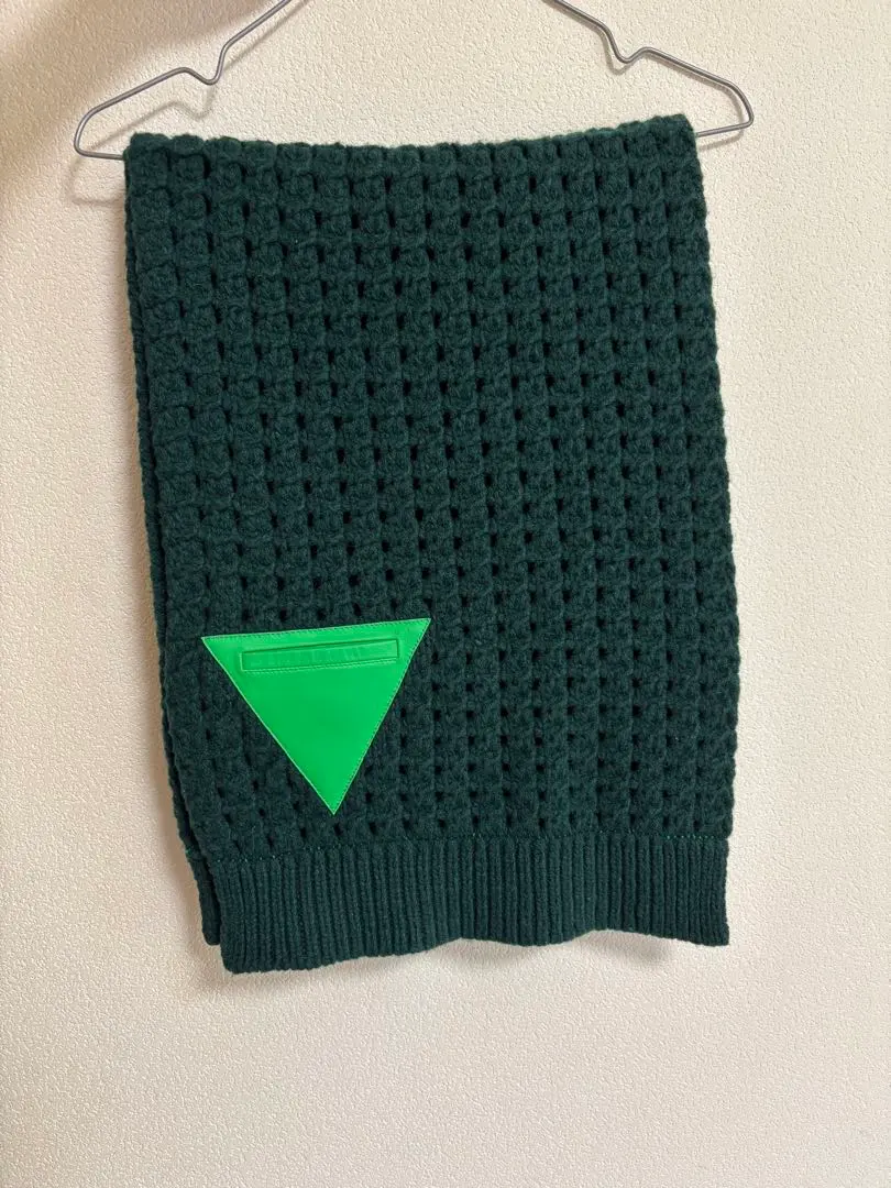 ボッテガヴェネタ エンボス シェニルニットマフラー ジャガードマフラー ボッテガヴェネタ エンボス シェニルニットマフラー ジャガード