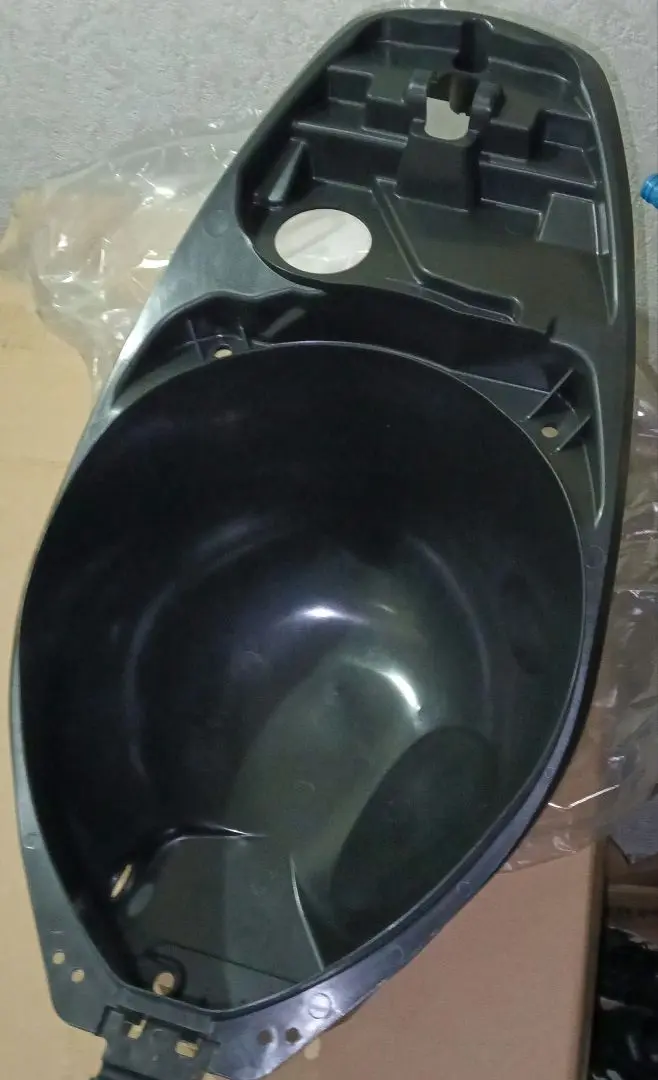 新品　スズキ純正メットインボックス　アドレスＶ125 Ｖ125GK5 K6 K7 楽天市場】アドレスv125 メットインボックスの通販