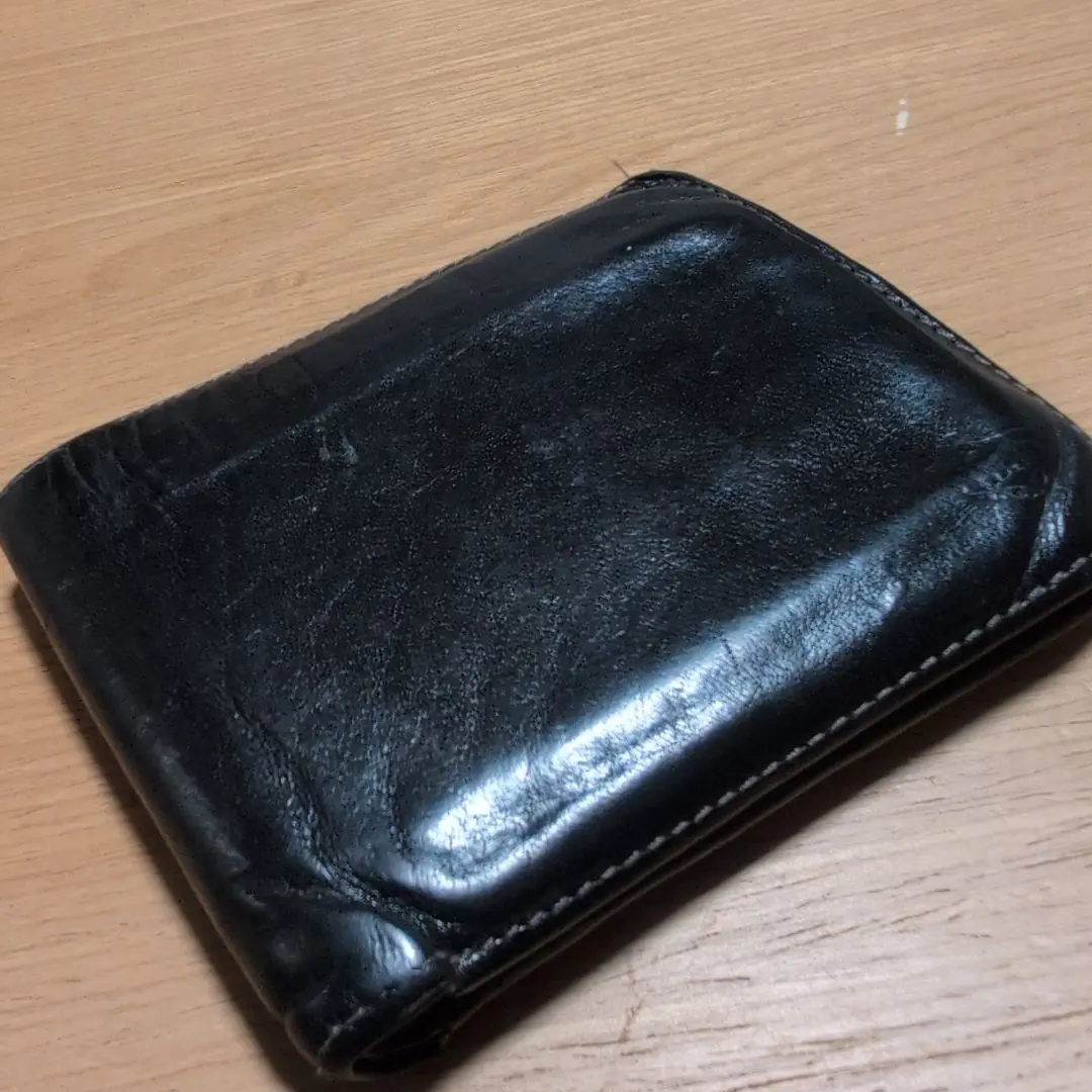 Thumbnail of BEAMS HEART Black Leather Bi-fold Wallet, Shows Signs of Aging