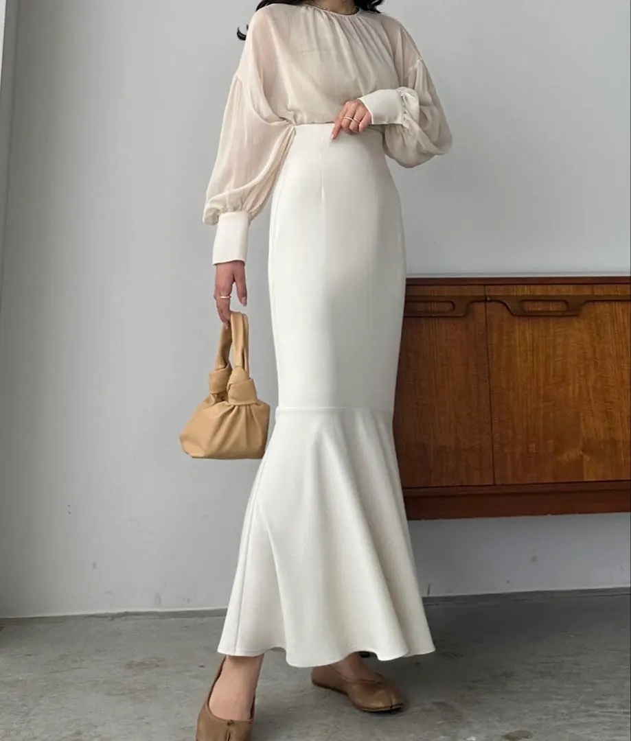 Thumbnail of Thin High-Waist Flare Mermaid Skirt