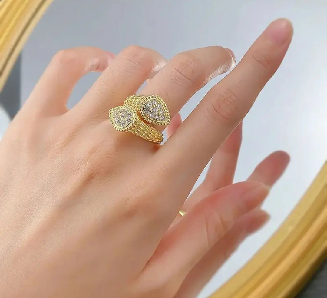 ゴールド ペアシェイプ クリスタル リング　セルパンボエム風 2025年最新】セルパンボエム風の人気アイテム - メルカリ