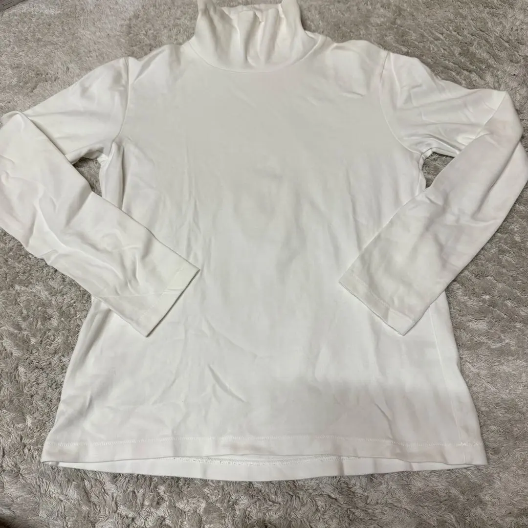 UNIQLO 白色 高領 的縮圖