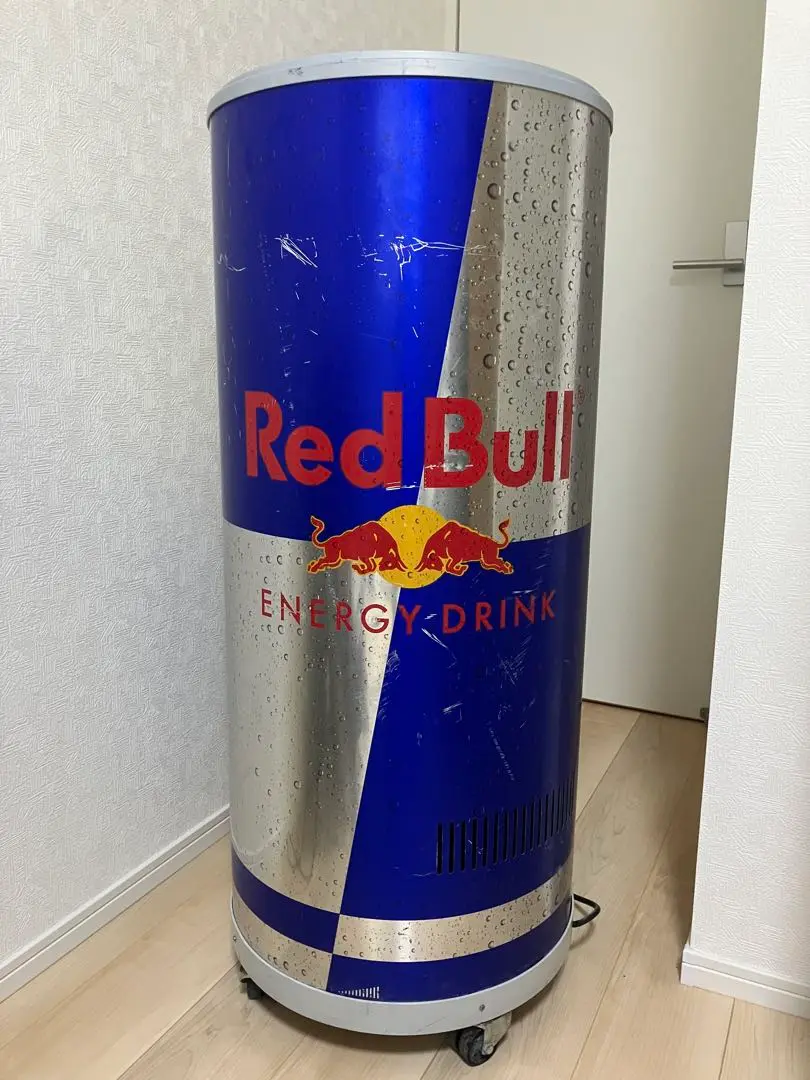Red Bull 冷蔵庫 LED照明付き【非売品】 定番のお歳暮＆冬ギフト 非売品】Red Bull LED照明付き 冷蔵庫