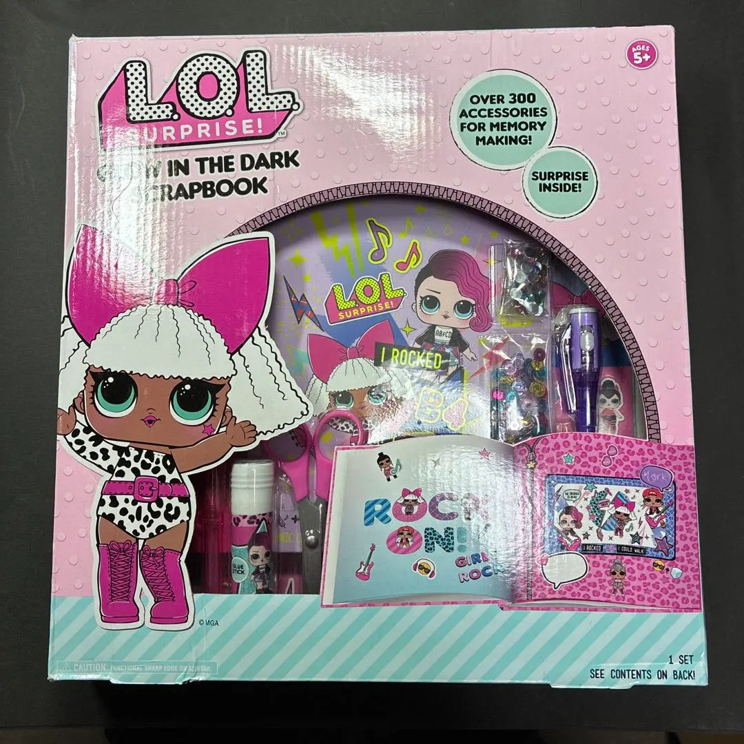 LOL 驚喜寶貝！夜光塗鴉本 的縮圖