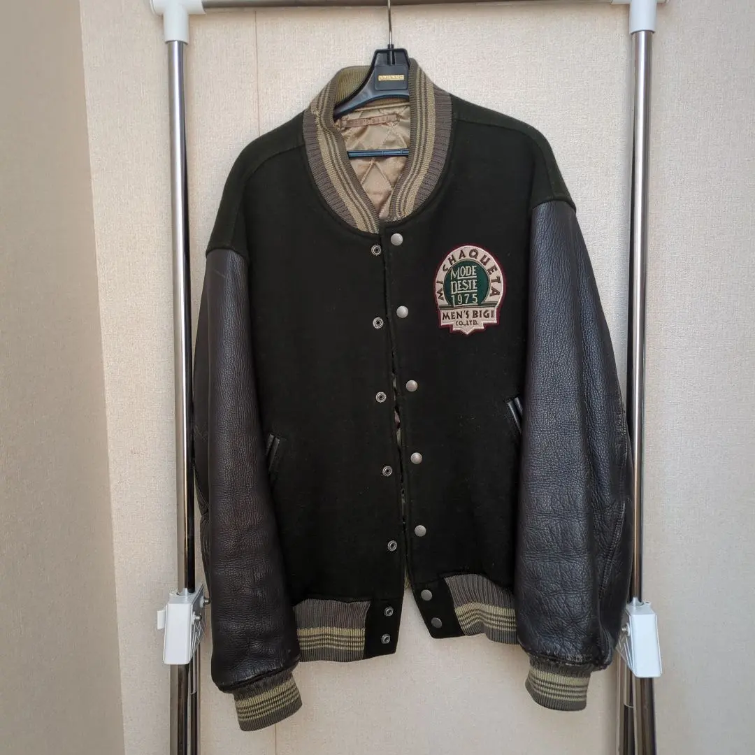 Thumbnail of DC brand stadium jacket