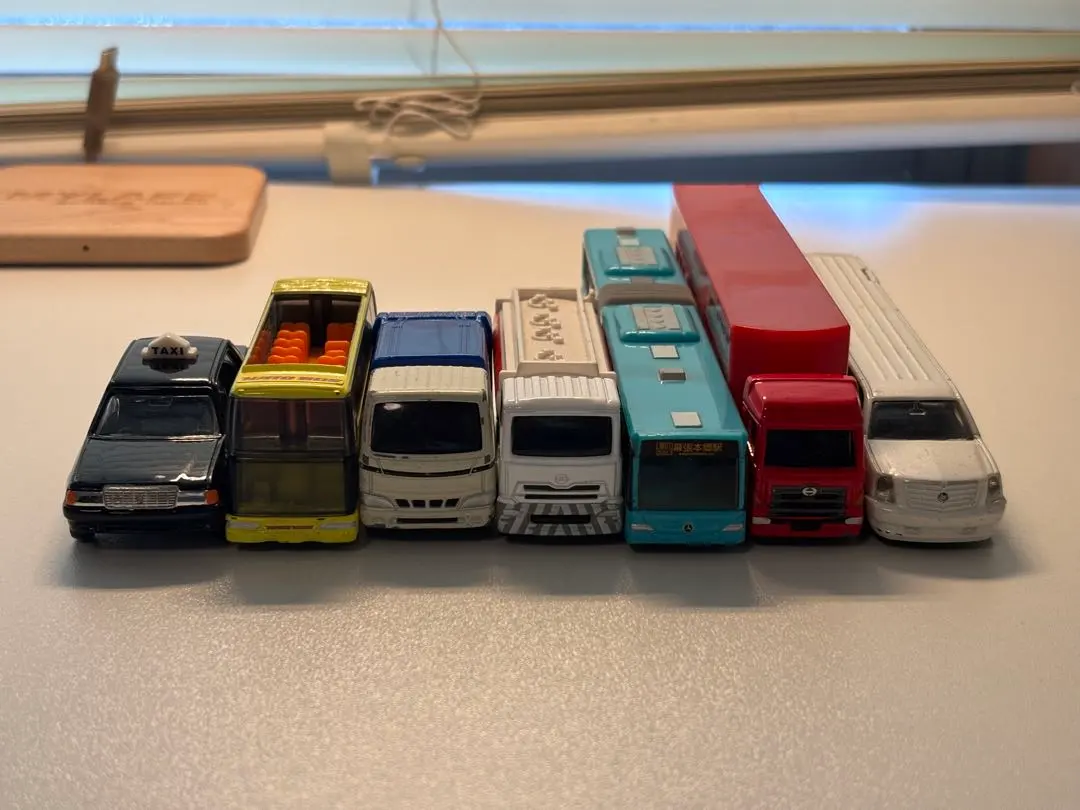 Thumbnail of Tomica 7-car set