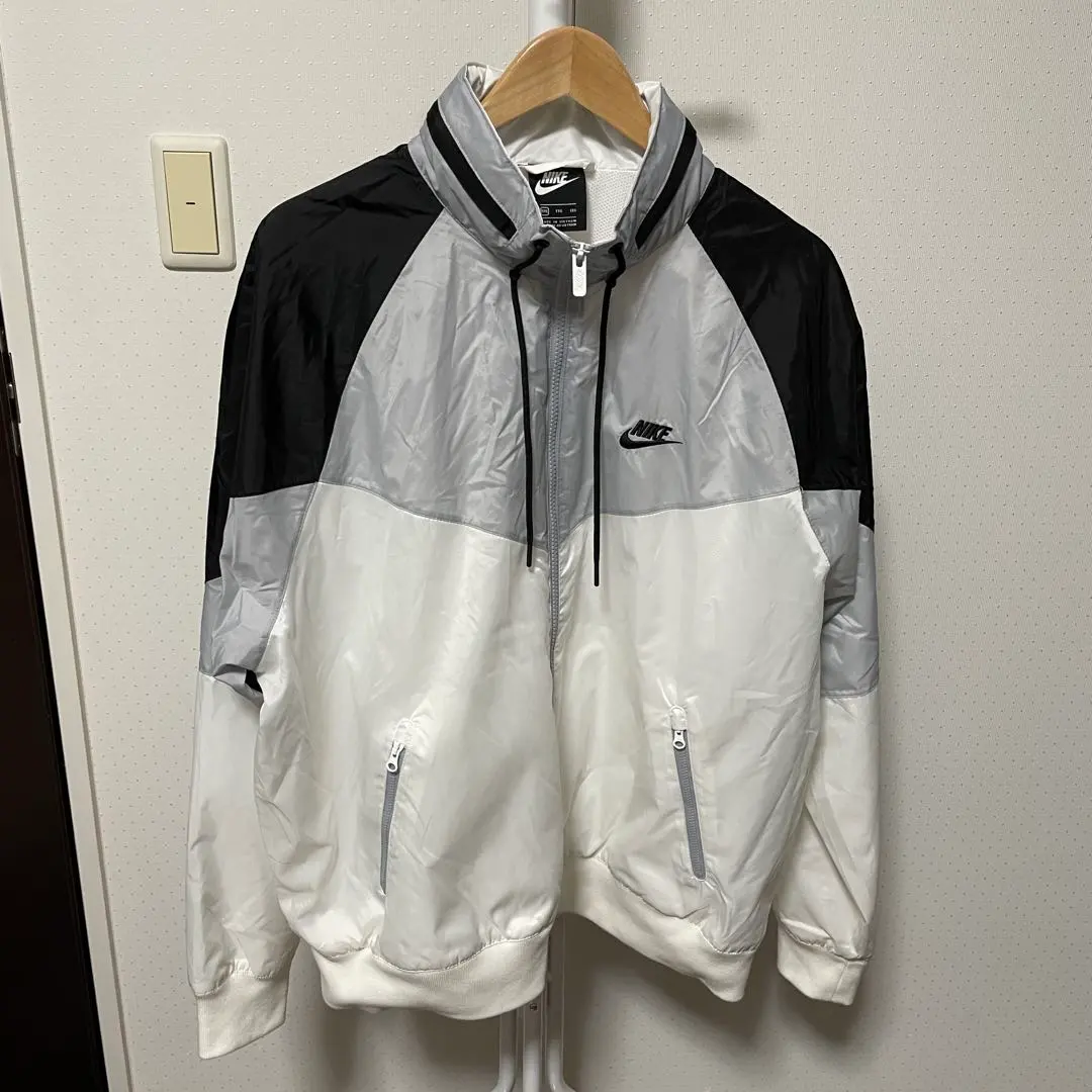 Thumbnail of Nike Nylon Jacket XXL White/Black/Gray