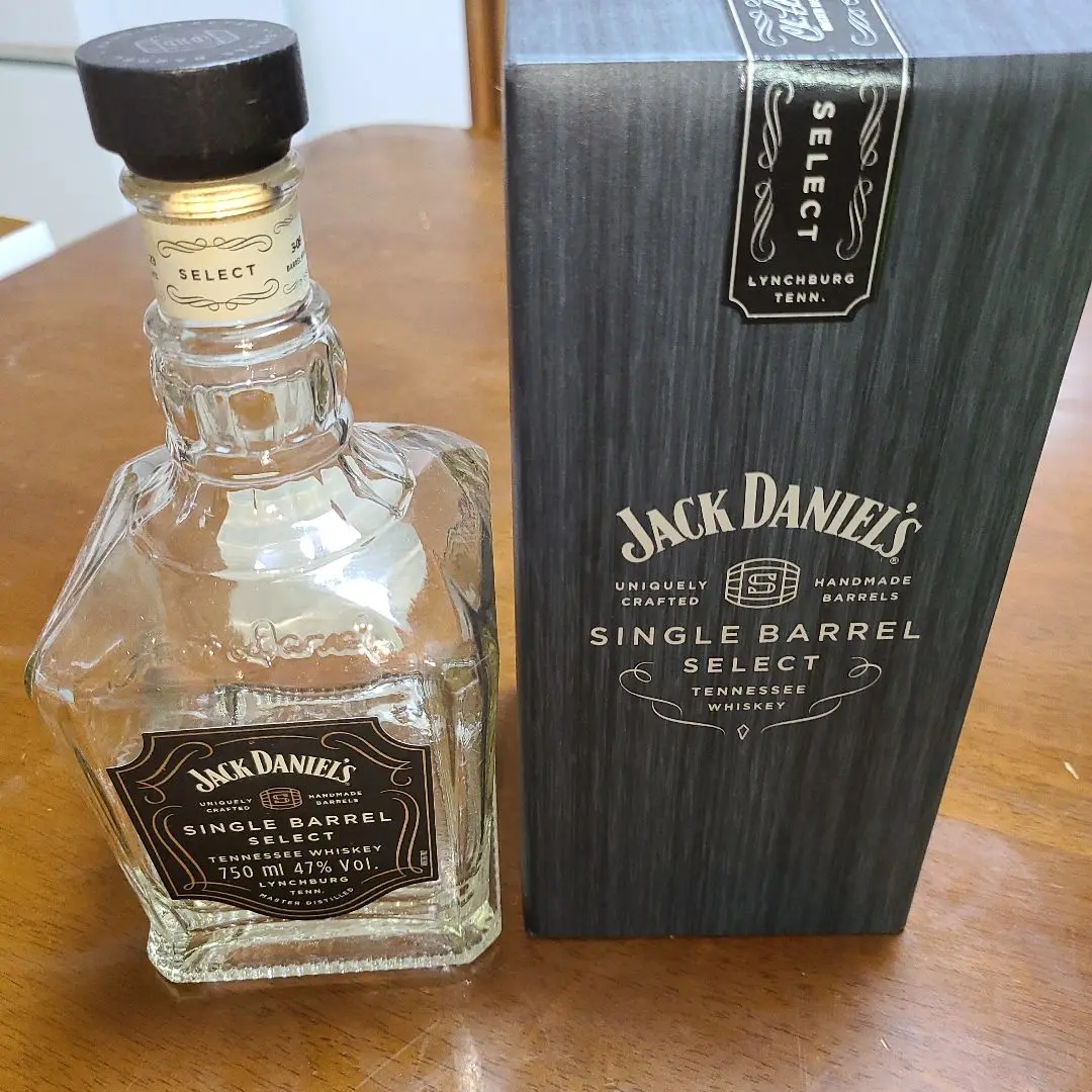 ジャックダニエル700ml 空瓶 36本セット ブラウンフォーマン ジャックダニエル ブラック 瓶1750mL 通販