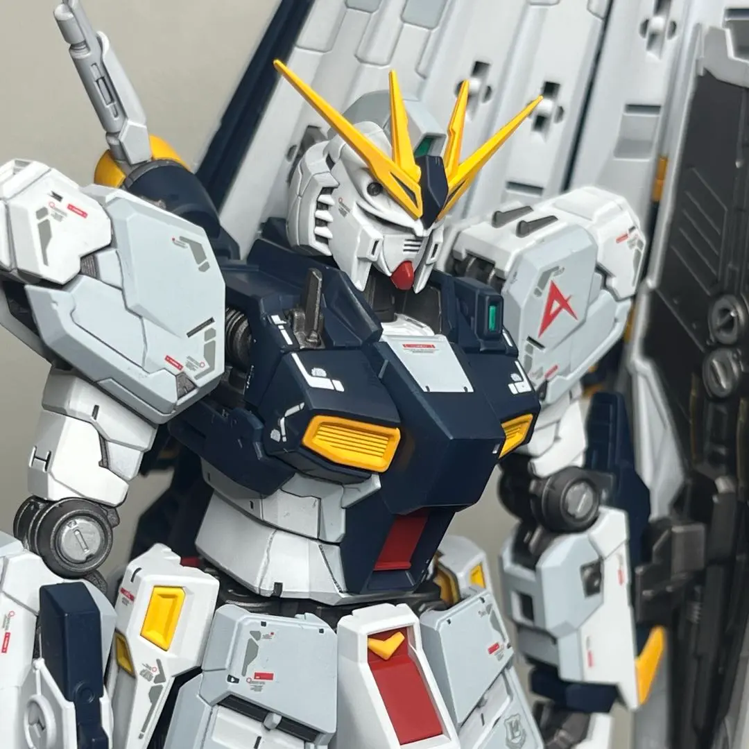 RG νガンダム ダブルフィンファンネル HWS 完成品　水転写式デカール仕上げ RG 1/144 νガンダム(ダブル・フィン・ファンネル装備型)【2次