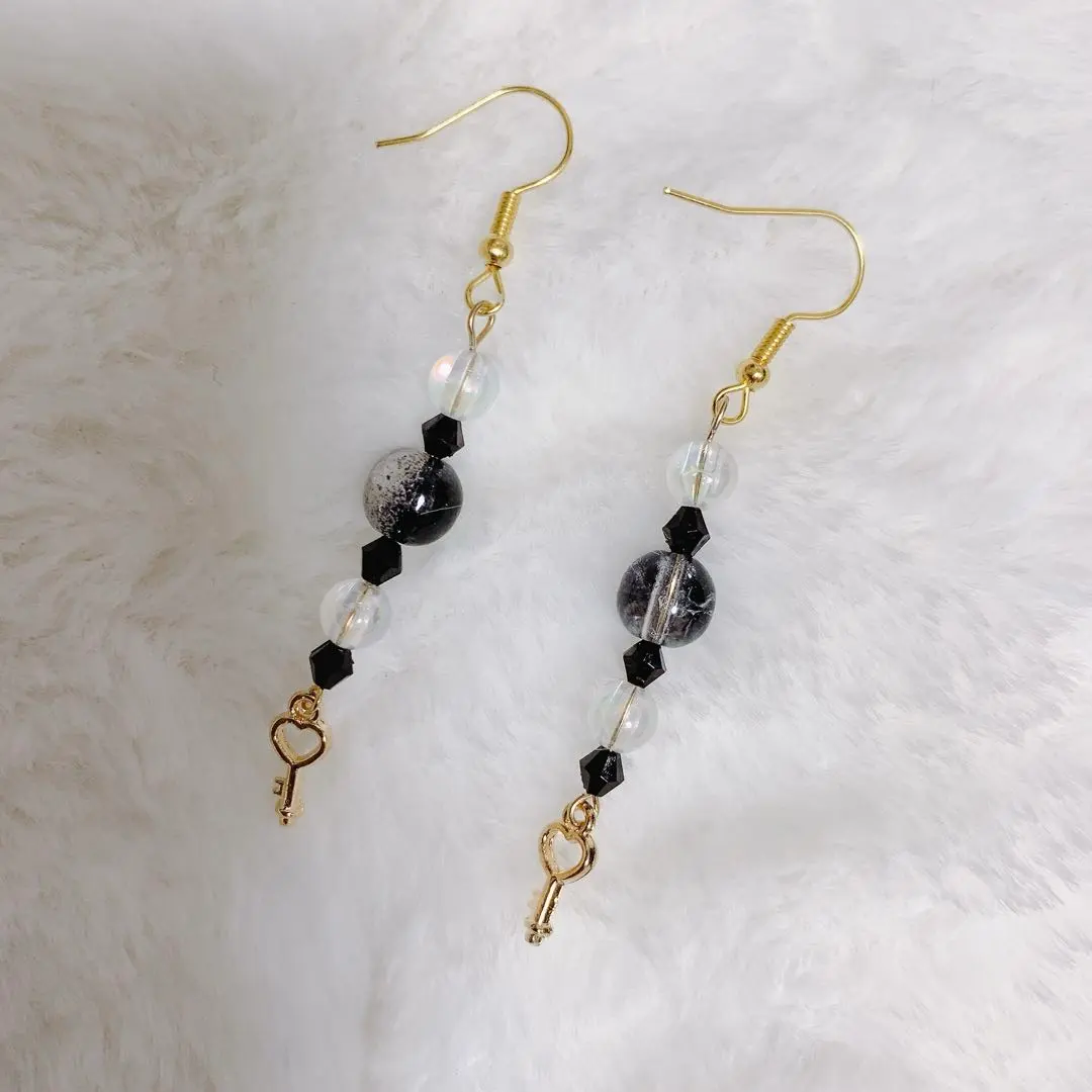 Thumbnail of Black Clear Bead Long Earrings - Black - Oshikatsu (Supporting Your Favorite) - Oshi Color