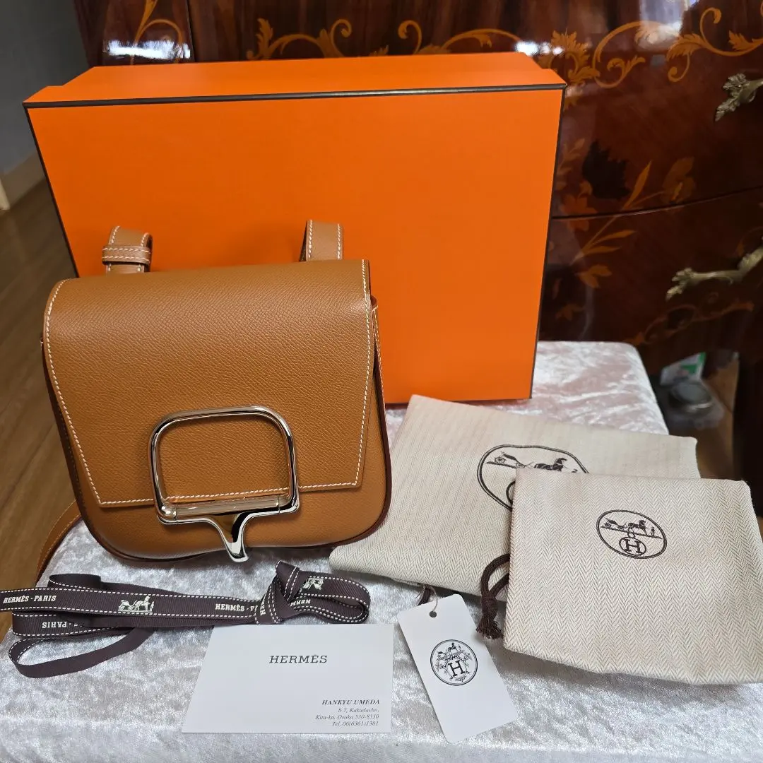 激レアカラー♪HERMES エルメス デッラ カヴァレリア ミニバッグ 激レアカラー♪HERMES エルメス デッラ カヴァレリア ミニバッグ