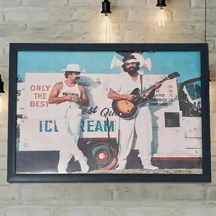 Amazon.co.jp: 【額縁付き】 cheech&chong チーチョン 映画 A2