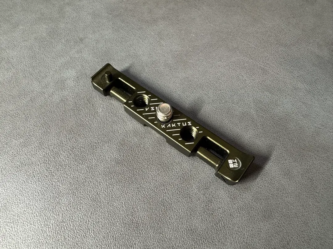 Thumbnail of KAKTUS VSM for SIGMA fp Vertical Hanging Mount, Olive Green