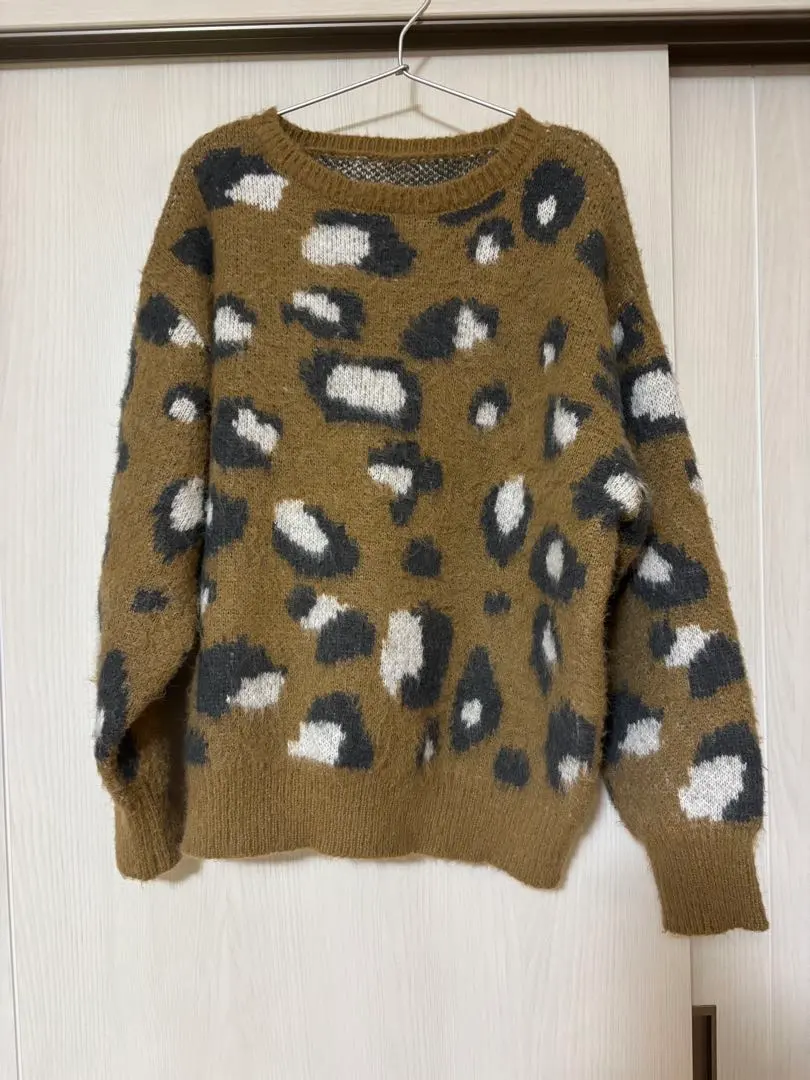 Thumbnail of Excellent Condition: FLASH BLUE Leopard Print Knit, Size L