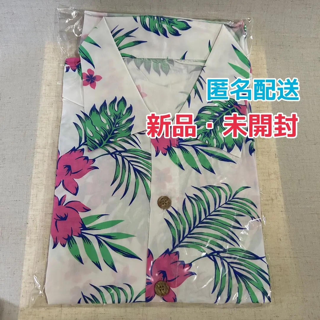Thumbnail of SUPER JUNIOR D&E Aloha Shirt, Size M