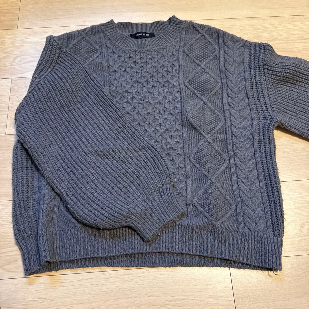 Thumbnail of Gray knit