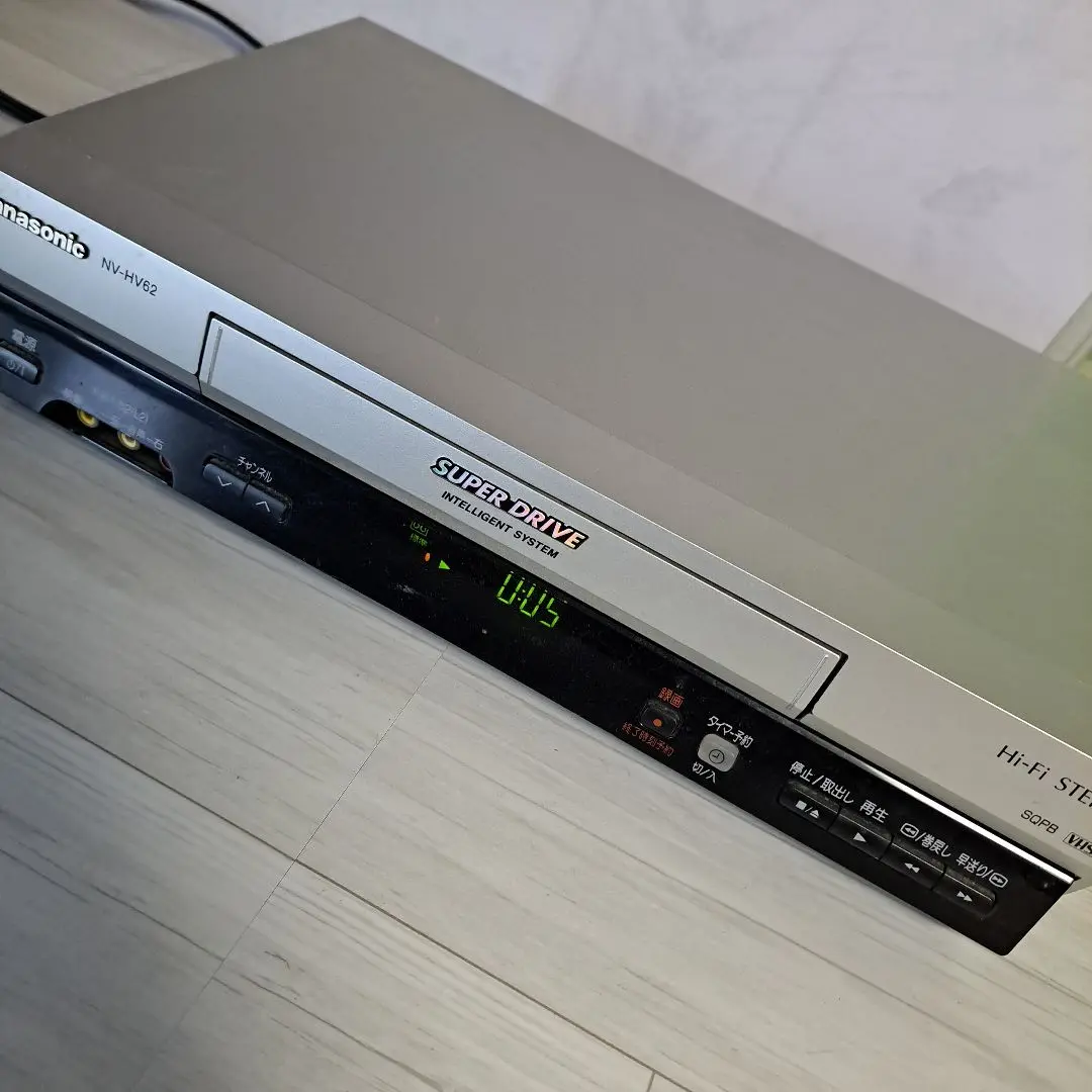 Amazon | Panasonic Hi-Fiビデオ NV-HV62-S | VHSビデオデッキ 通販