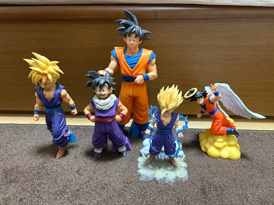 Thumbnail of Dragon Ball Z Goku & Gohan Figure 5-Piece Set