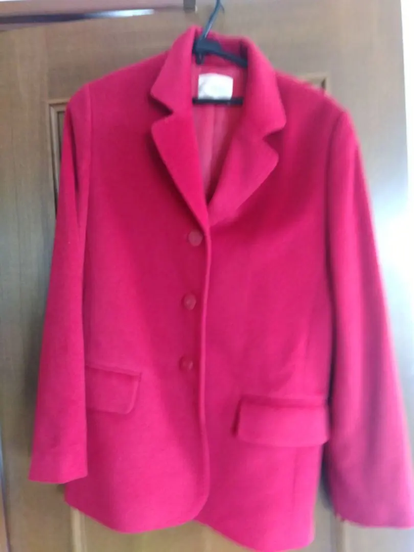Thumbnail of Women's red jacket, L, 100% alpaca